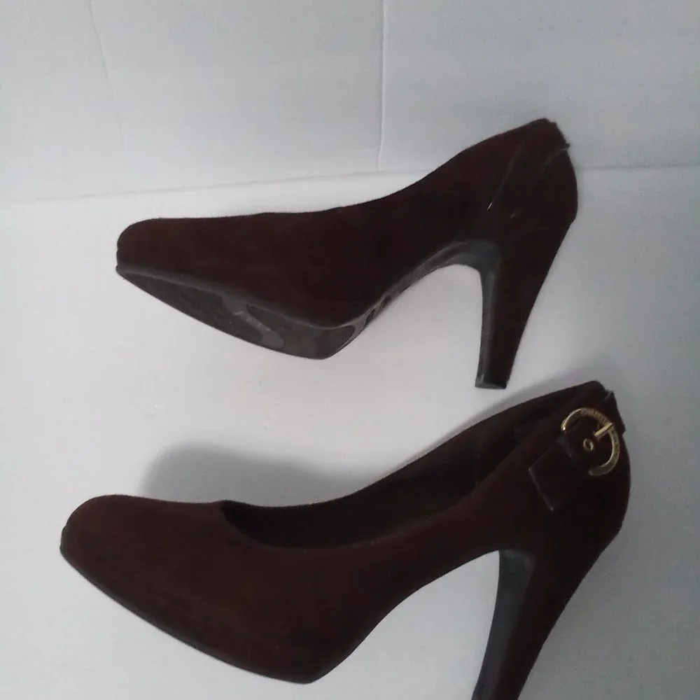 Christian Siriano‎ brown suede platforms 4”heel Size 10